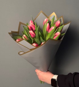 İthal Pembe Beyaz Lale Buketi 15 Adet