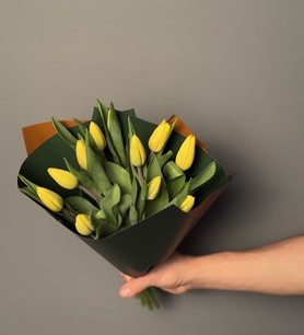 İthal Sarı Lale Buketi 11 Adet
